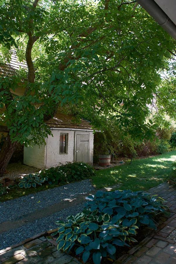 Égkőris Vendégház Bakonyszucs Exterior foto